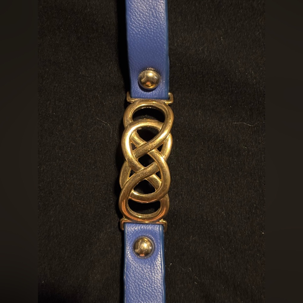 Yik Fung Blue Goldtone Snap Bracelet Adjustable Modern Simple Jewelry